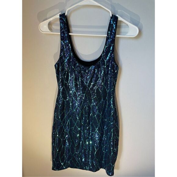 Lily Rose Sequined Leaf Print Tank Dress, Small. Blue, Green and Black. Taylor S - Picture 8 of 12